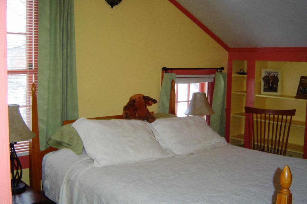 Wilderness Inn Bed And Breakfast North Woodstock Exterior photo